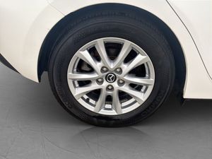 Mazda 3 bild 25