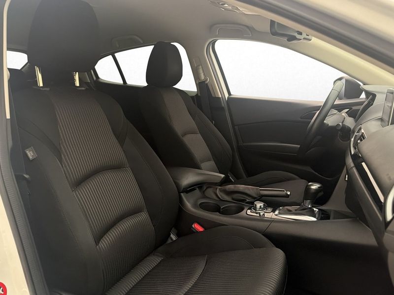 Mazda 3 bild 10