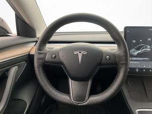 Tesla Model 3 bild 19