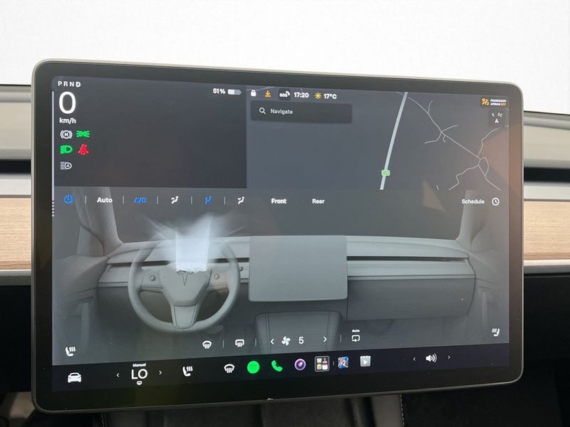Tesla Model 3 bild 30