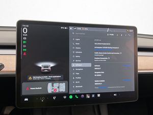 Tesla Model 3 bild 26