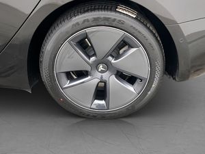 Tesla Model 3 bild 33