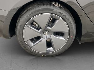 Tesla Model 3 bild 34