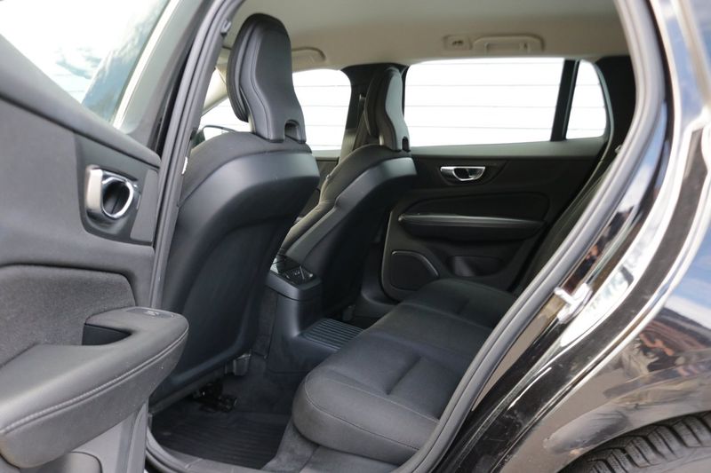 Volvo V60 bild 8