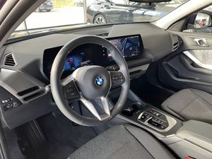 BMW 120 bild 6