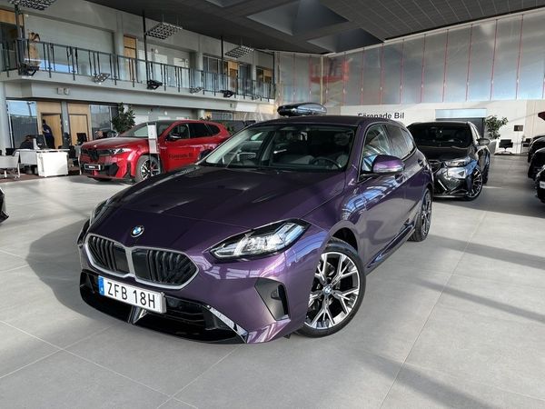 BMW 120 M Sport Design Rattvärme 18" Park/Drive Assist - 2026