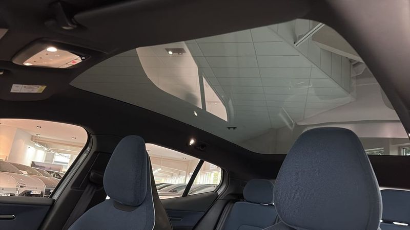 Volvo EX30 bild 16