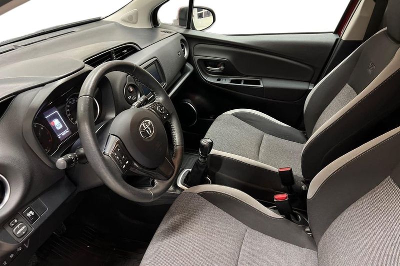 Toyota Yaris bild 12
