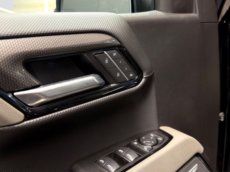 Chevrolet Silverado bild 11