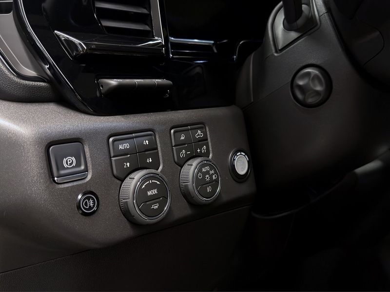 Chevrolet Silverado bild 13
