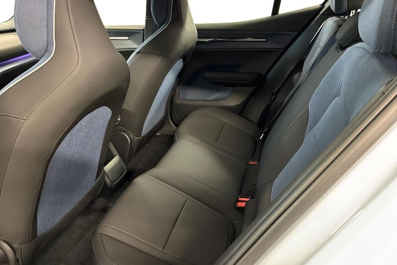 Volvo EX30 bild 13