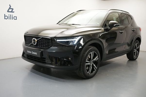 Volvo XC40 B4 FWD Bensin Plus Dark - 2024