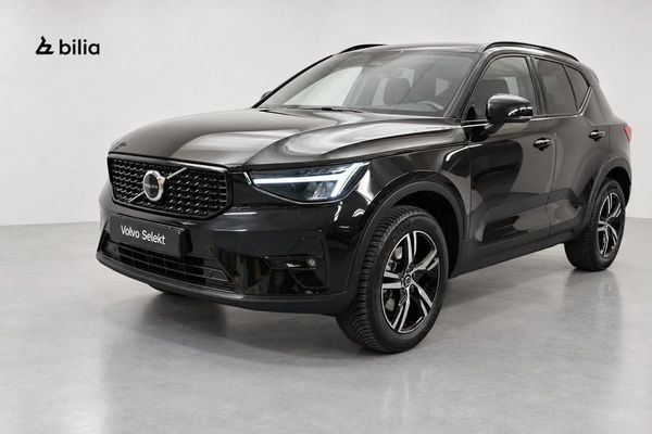 Volvo XC40 B4 FWD Bensin Plus Dark, HarmanKardon PremiumSound - 2024