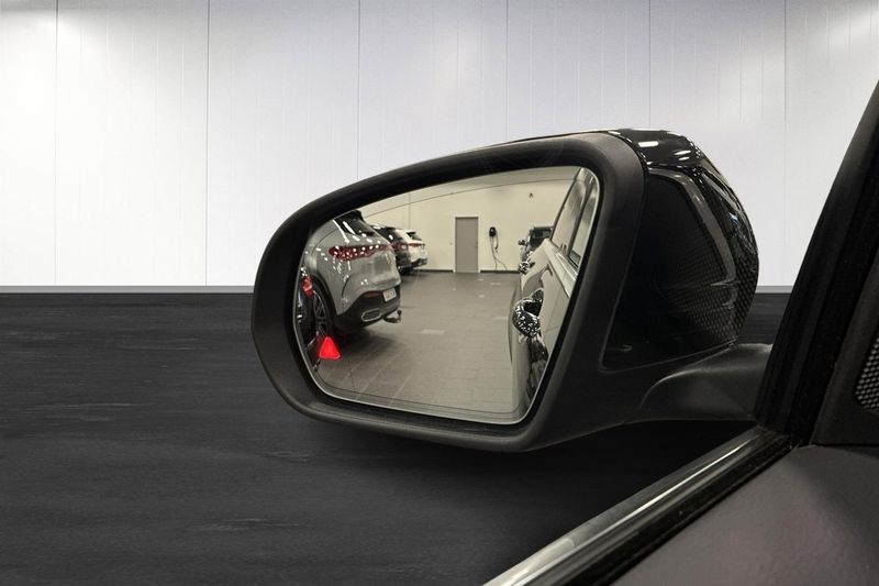 Mercedes GLC220 bild 12