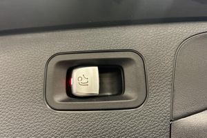 Mercedes GLC220 bild 26