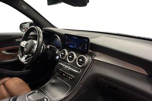 Mercedes GLC220 bild 10