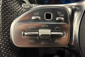 Mercedes GLC220 bild 13