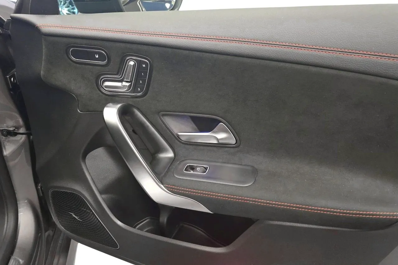 Mercedes CLA250 bild 14