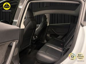 Tesla Model Y bild 9