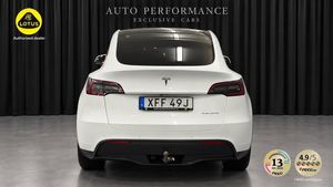 Tesla Model Y bild 5