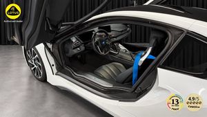 BMW i8 bild 12