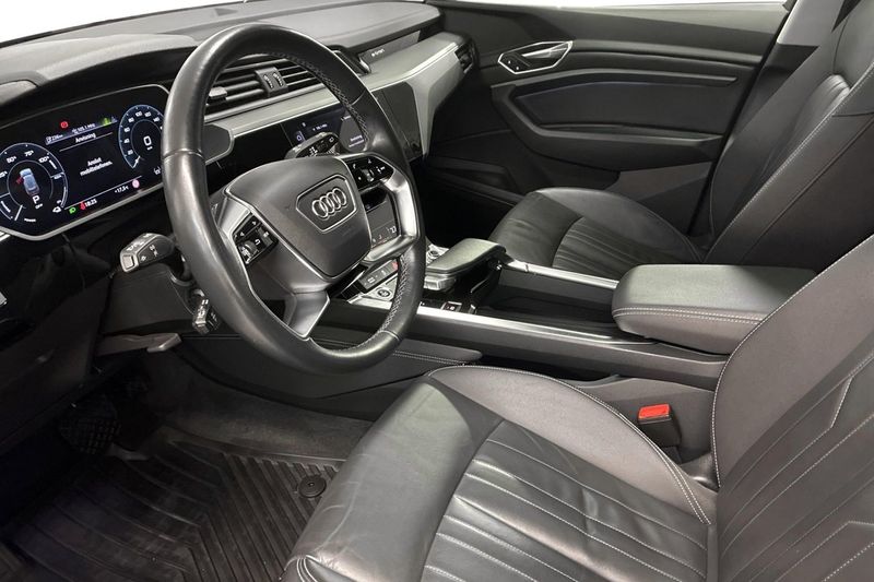 Audi Q8 e-tron bild 15