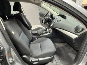 Mazda 3 bild 7