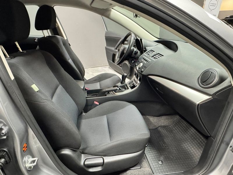 Mazda 3 bild 7