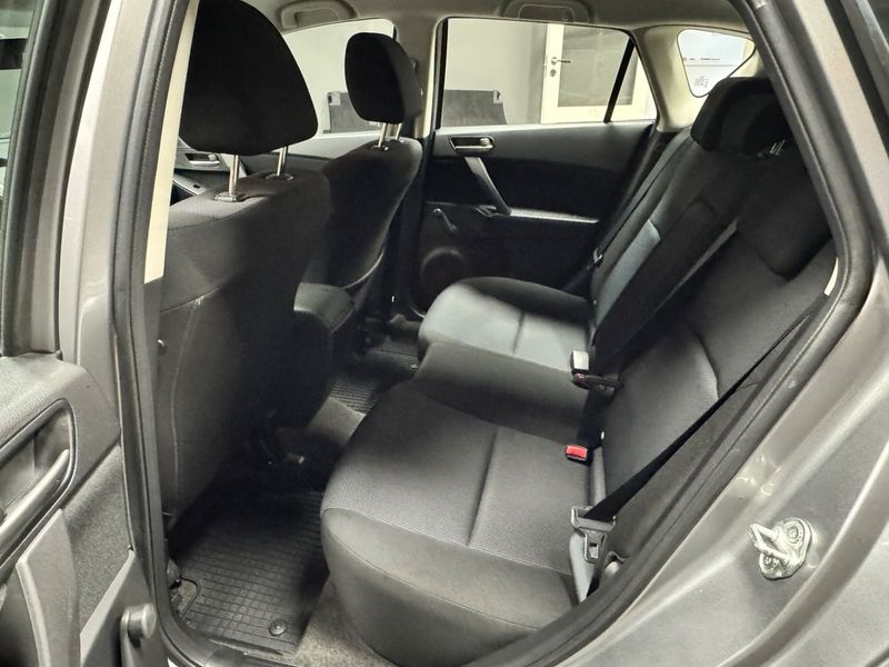 Mazda 3 bild 9