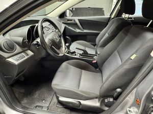 Mazda 3 bild 8