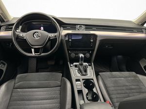 Volkswagen Passat bild 13