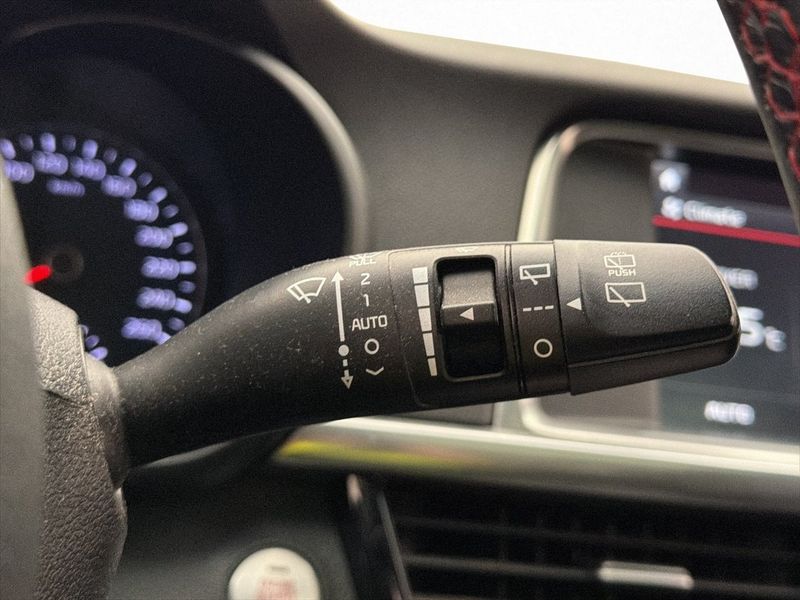 Kia Optima bild 23