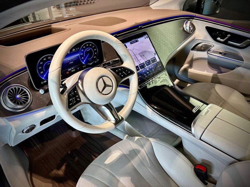 Mercedes EQE350+ bild 3