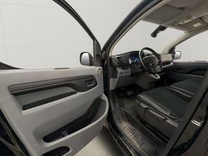 Peugeot e-Expert bild 16