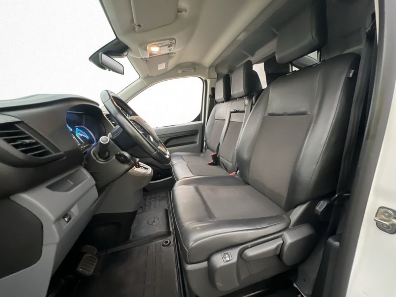 Opel Vivaro bild 16