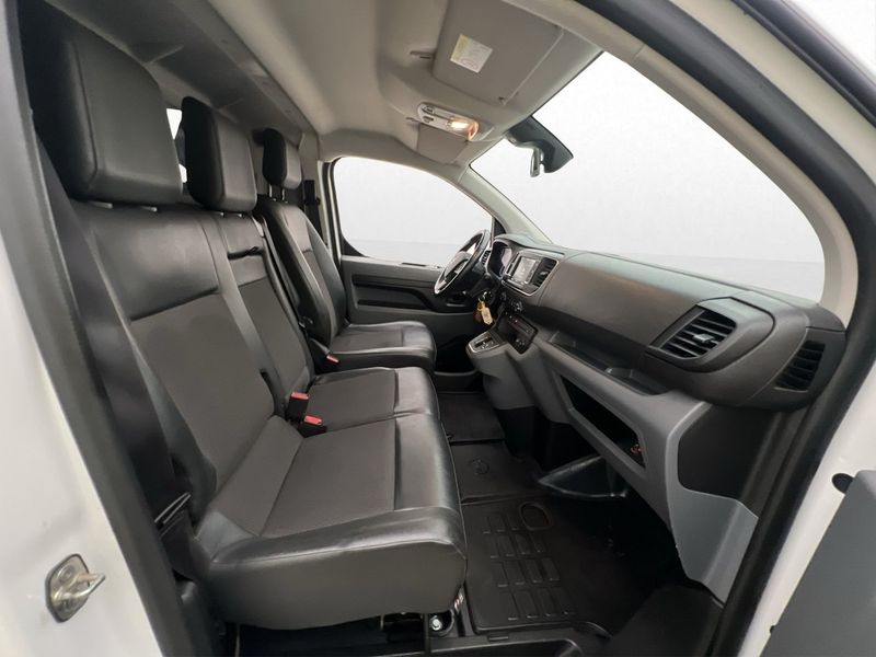 Opel Vivaro bild 27