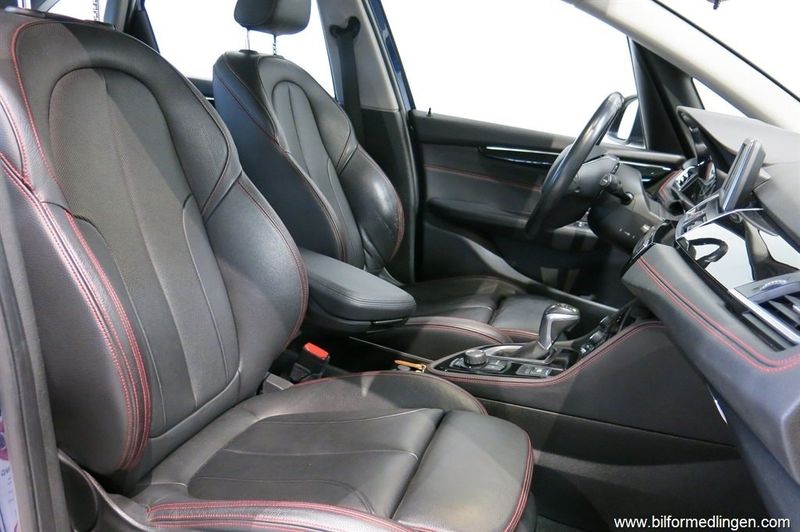BMW 218 bild 10