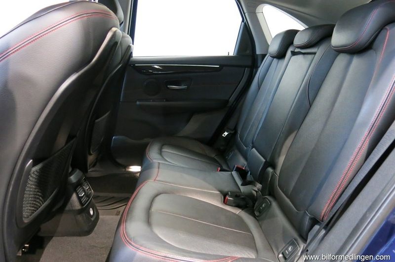 BMW 218 bild 8