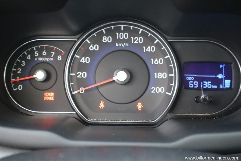 Hyundai i10 bild 9