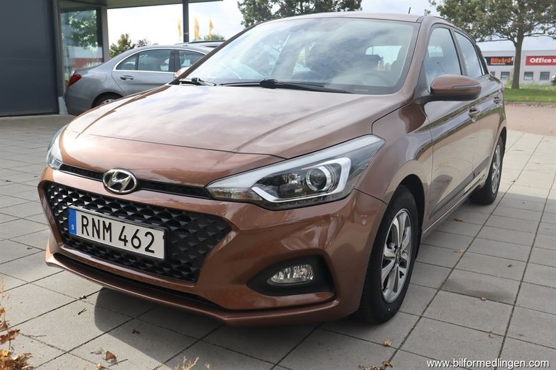 Hyundai i20 bild 2