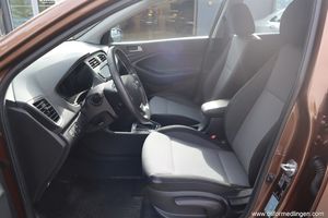 Hyundai i20 bild 8