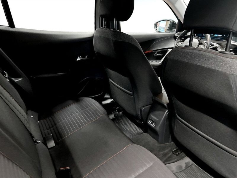 Peugeot e-2008 bild 12