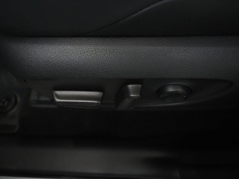 Toyota RAV4 bild 19