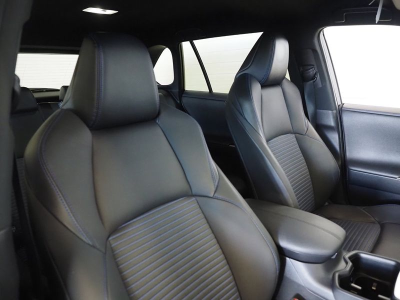 Toyota RAV4 bild 11