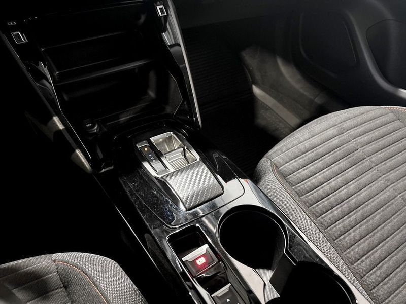 Peugeot e-2008 bild 10