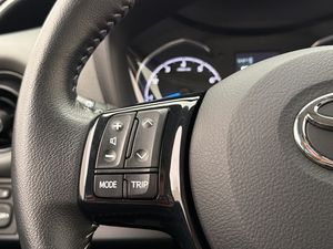 Toyota Yaris bild 16