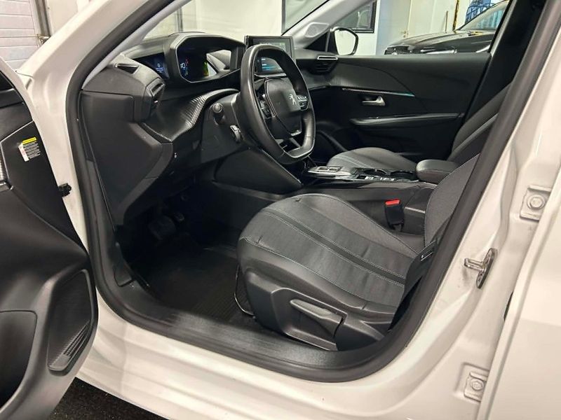 Peugeot e-208 bild 9