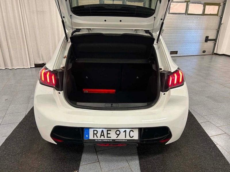 Peugeot e-208 bild 13