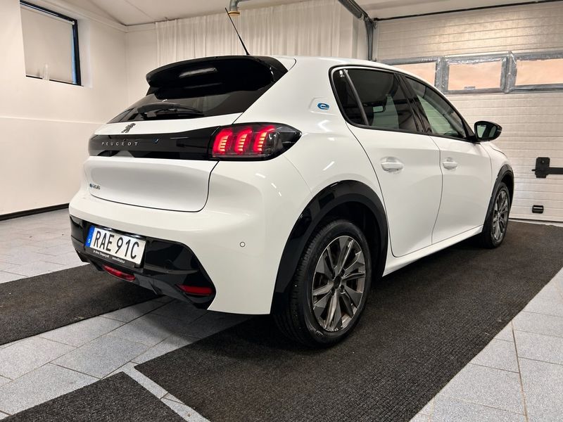 Peugeot e-208 bild 3