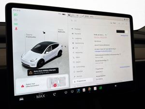 Tesla Model Y bild 24